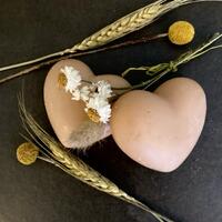 Rose Geranium, Sweet Orange and Patchouli (chubby heart)