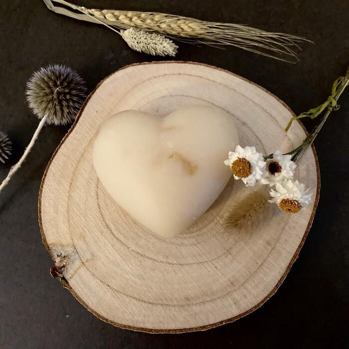 Roman Chamomile and Lavender (Chubby Heart)